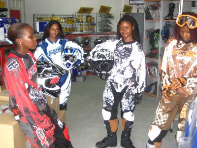 les girls en moto cross
